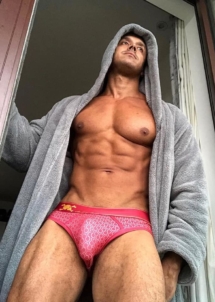 Diego sexy