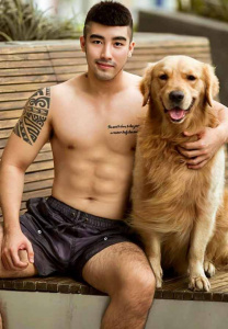 luc-trieu-vy-and-dog