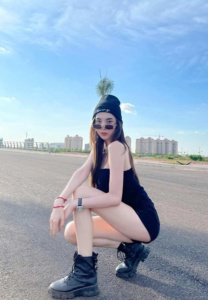 น้ำ-นั่ง