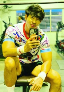 Jackie-Nattee-หล่อมาก