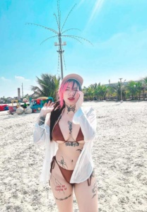 น้องแอลลี่-ไอริน-บิกีนี่