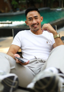 แก๊บ-ฐาปกรณ์-ยิ้ม