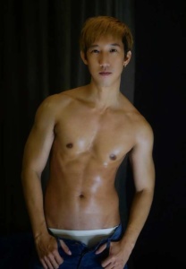 ปอนด์-วาริช-ซิป