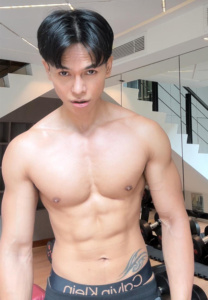 Bae-Maquilleur-ฟิตหุ่น