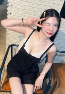 pretty-mimi-takings