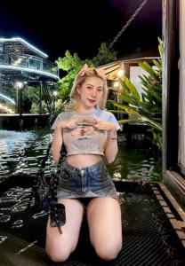 madamporns-pattyzabzeed-petite