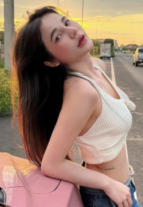 Kamonchanok-Makmee Kamonchanok-Makmee