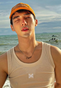 กัส-สัจจกุล-หล่อมาก กัส-สัจจกุล-หล่อมาก