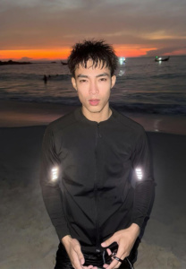 ปอม-ปาร์คเกอร์-ทะเล