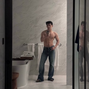 thanwadeeft-005-Charming