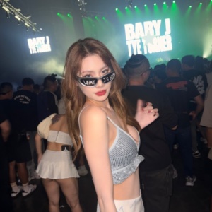 Natthasinee-Pongkhan-013-Delightful