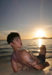 Tsuyoshi-Matsumoto-005-Charming