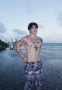 Tsuyoshi-Matsumoto-008-Elegant