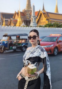 ปอปลา-ปาริชาติ-003-Stunning