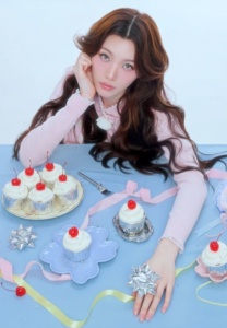 ออม-กรณ์นภัส-008-Dazzling